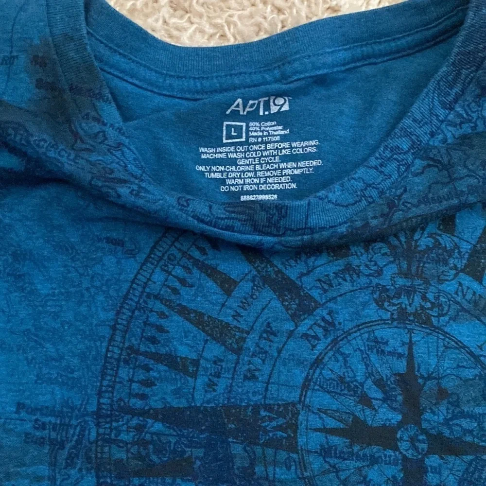 Size large nautical t shirt - Picture 2 of 2